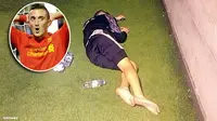 Kelelahan, Bintang Muda Liverpool Tertidur di Lapangan