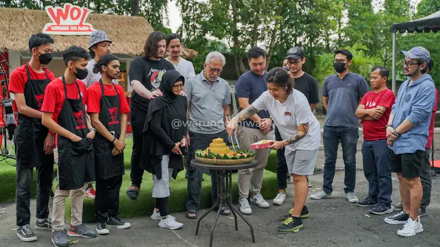 Iwan Fals Wujudkan Buah Pemikirannya dengan Membuka Warung Om Iwan untuk Dukung Hasil Petani Lokal. (ist)