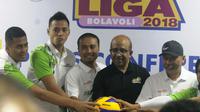 Putri Pertamina Energi Vs Elektrik PLN membuka Proliga 2018. (Bola.com/Ronald Seger)