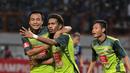 Pemain Bhayangkara United, Ilham Udin Armain merayakan gol ke gawang Persib Bandung pada lanjutan Torabika SC 2016 di Stadion Wibawa Mukti, Cikarang, Rabu (12/10/2016). (Bola.com/Nicklas Hanoatubun)