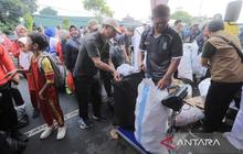 Rp20 Juta dari Sampah: Pemkot Tangerang Sumbangkan Hasil Sedekah Sampah untuk Palestina