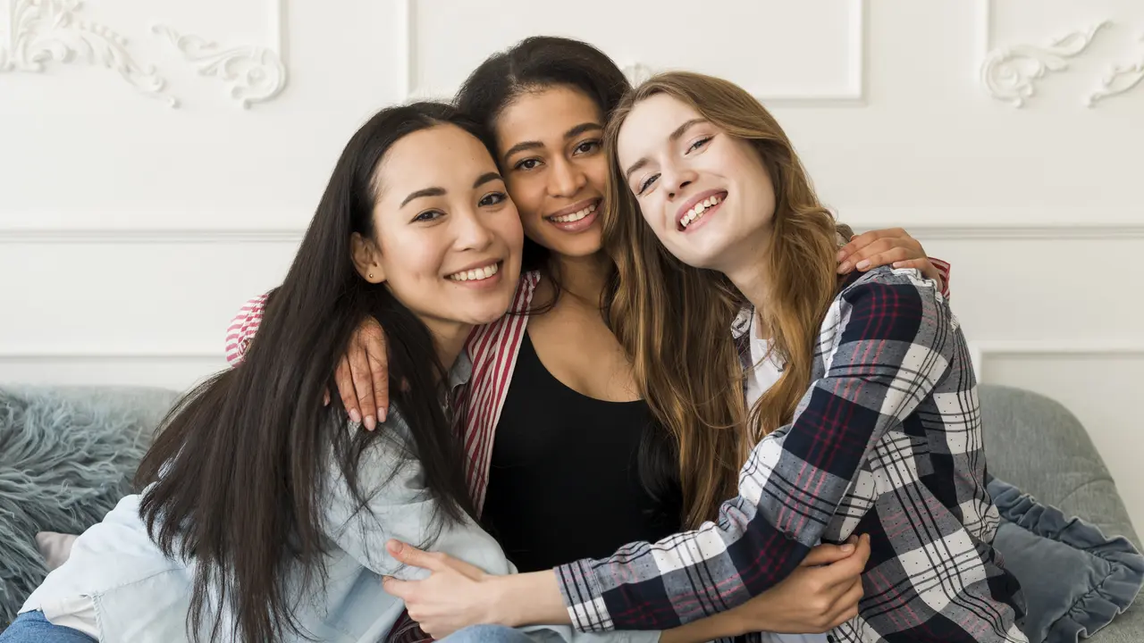 sahabat perempuan