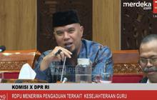 Momen Akur Ahmad Dhani & Once di DPR, Duduk Sebelah Nyanyi Lagu Dewa19 'Hadapi dengan Senyuman' Depan Para Guru