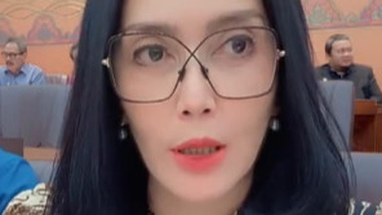 Innalillahi Wainna Ilaihi Rajiun, Rieke Diah Pitaloka Berduka