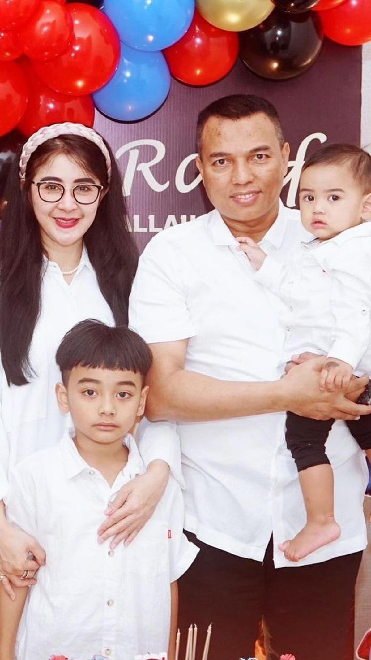 Rayakan Ulang Tahun Anak, Uut Bagikan Momen Kehangatan Keluarga Kecilnya