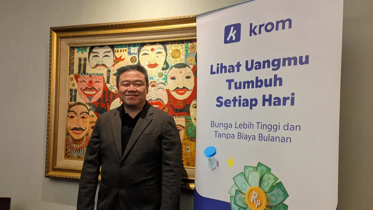 Presiden Direktur Krom Bank, Anton Hermawan di acara media briefing pada Selasa (3/12/2024).