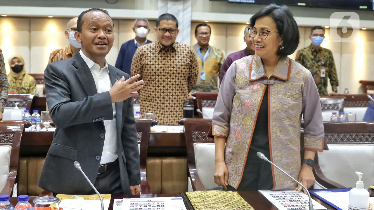 Menteri Keuangan dan Kepala BKPM Rapat Kerja Bahas RUU PPSK