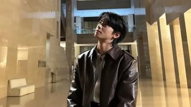 Cha Eun Woo rambut panjang