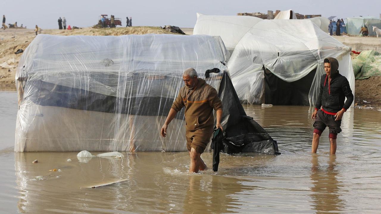 10.000 Tenda Pengungsi di Gaza Hanyut Terbawa Hujan Deras dan Diterbangkan Angin Kencang, Anak-Anak Kelaparan dan Penyakit Merajalela