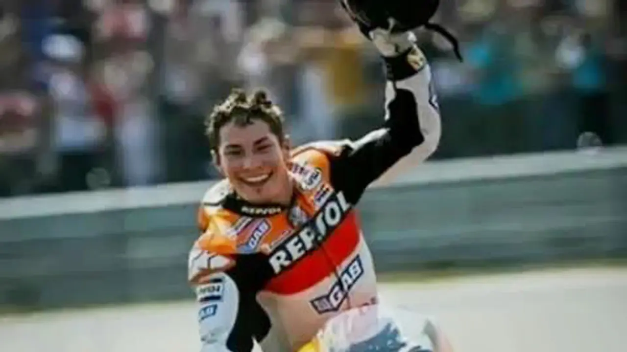 Mantan Juara Dunia MotoGP Nicky Hadyen Wafat Setelah Koma 5 Hari