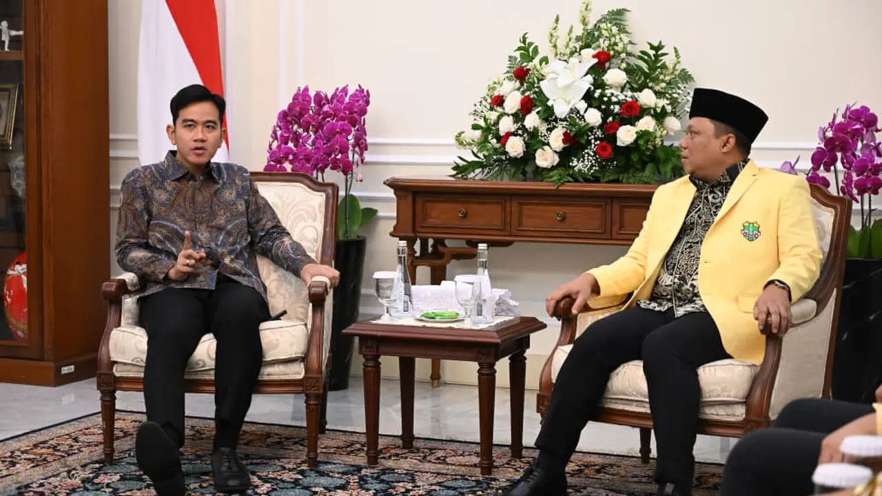 Wakil Presiden RI Gibran Rakabuming Raka dan Ketua Umum PP Pemuda Katolik Stefanus Asat Gusma di Istana Wapres, Jakarta, Rabu 26 November 2025 (Istimewa)