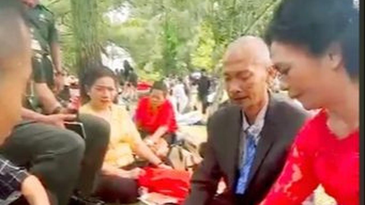 Apa Itu Dekke Naniarsik?