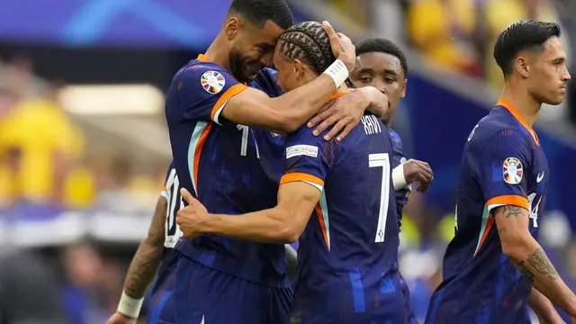 Rumania Vs Belanda