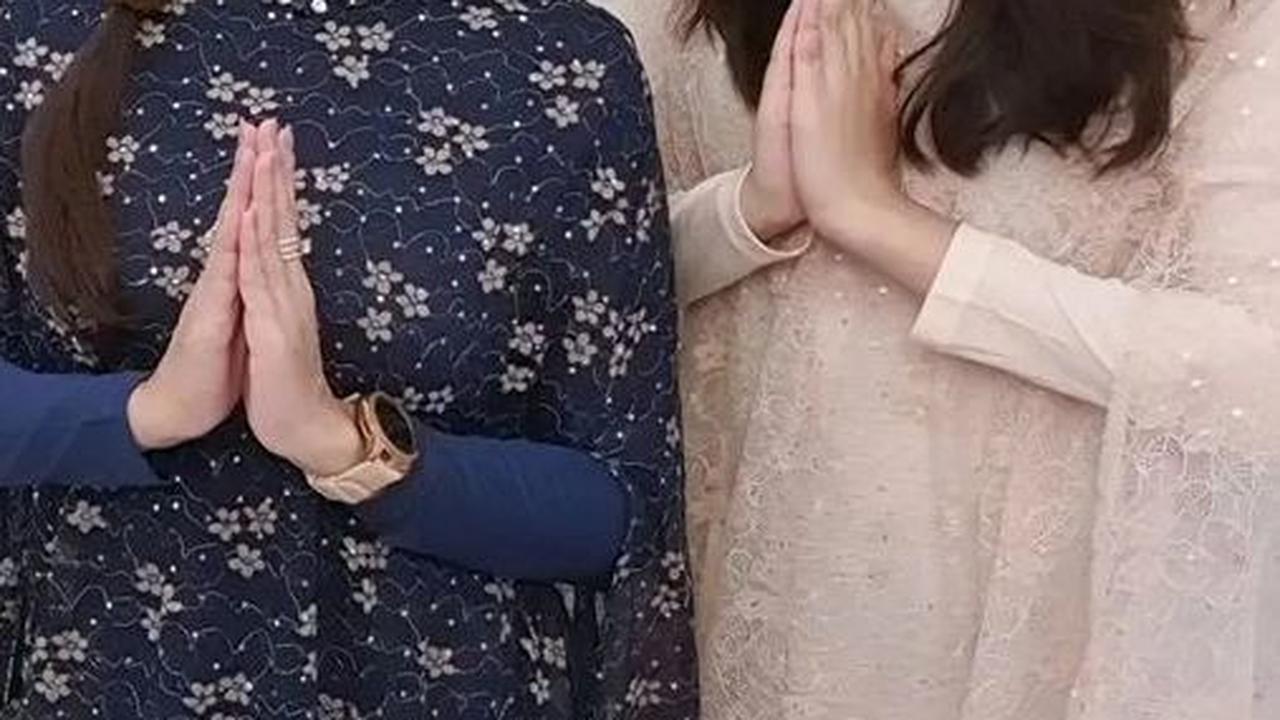Lasha kini lebih tinggi dari sang Ibu