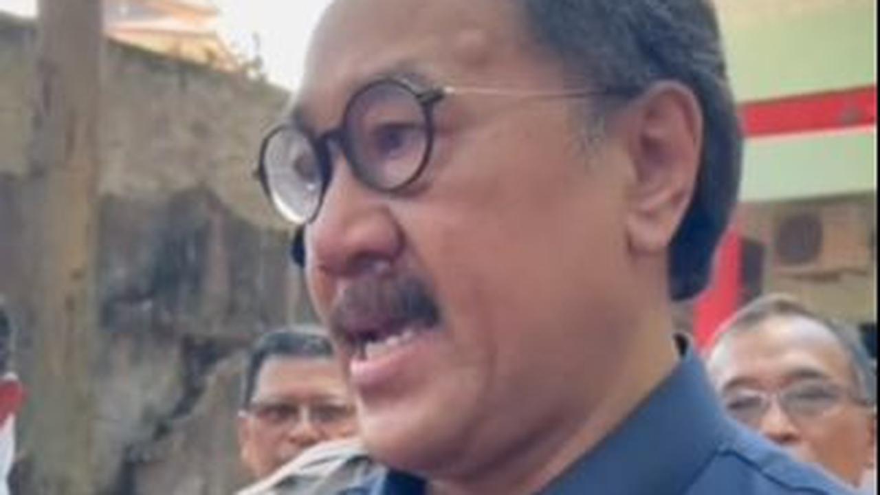 Buat Pihak Sekolah Terharu