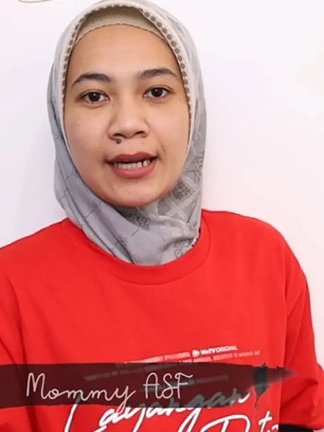 6 Potret Mommy ASF Penulis Layangan Putus, Seorang Dokter Hewan