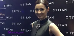 Bagaimana cara Julie Estelle merawat kecantikan? Simak penuturannya hanya di Bintang.com