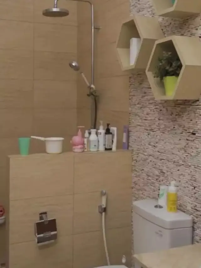 Potret Kamar Mandi Irish Bella Usai Direnovasi, Kini Nyaman dengan Desain yang Didominasi Granit
