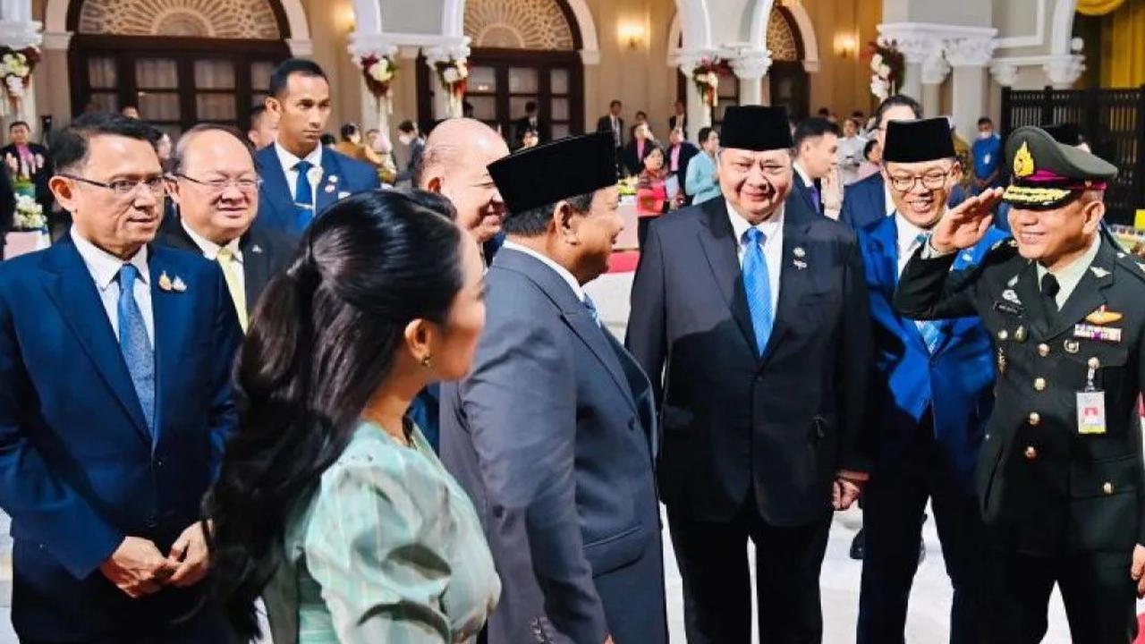 ⁠Prabowo Terkejut Beri Hormat Ketemu Tentara Thailand Pangkat Mayjen Jago Bahasa Indonesia