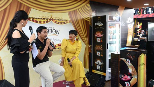 Intip Kemeriahan Launching Es Krim Premium Gold Ribbon di JFF 2019