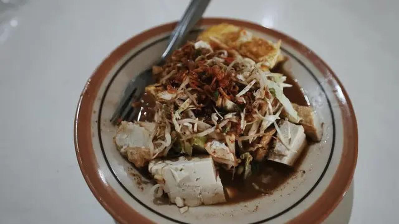 30 Rekomendasi Tempat Makan Enak di Magelang, Jadi Destinasi Wisata Kuliner 2025