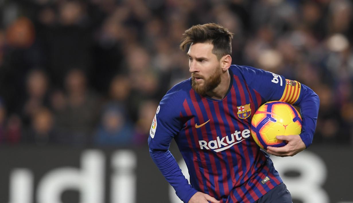 1. Lionel Messi (Barcelona) - 21 gol dan 10 assist (AFP/Lluis Gene)