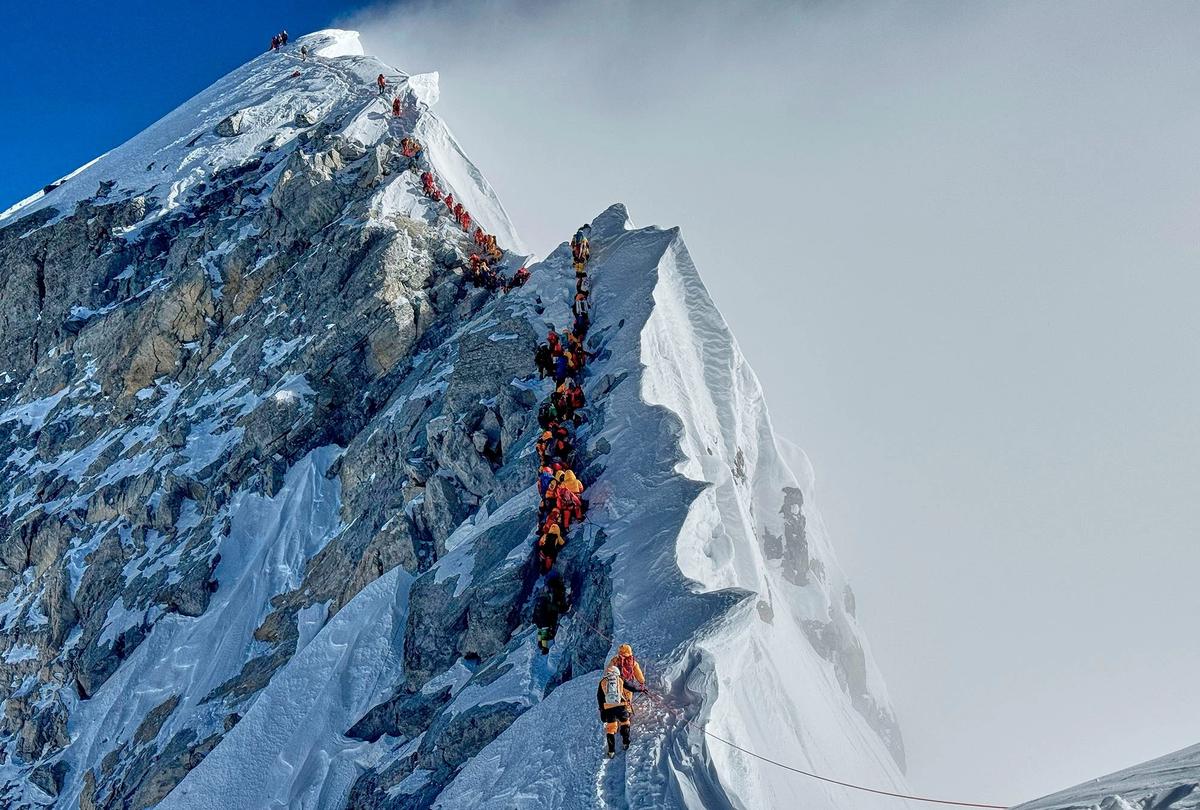 FOTO: Musim Pendakian Everest Kembali Bergeliat