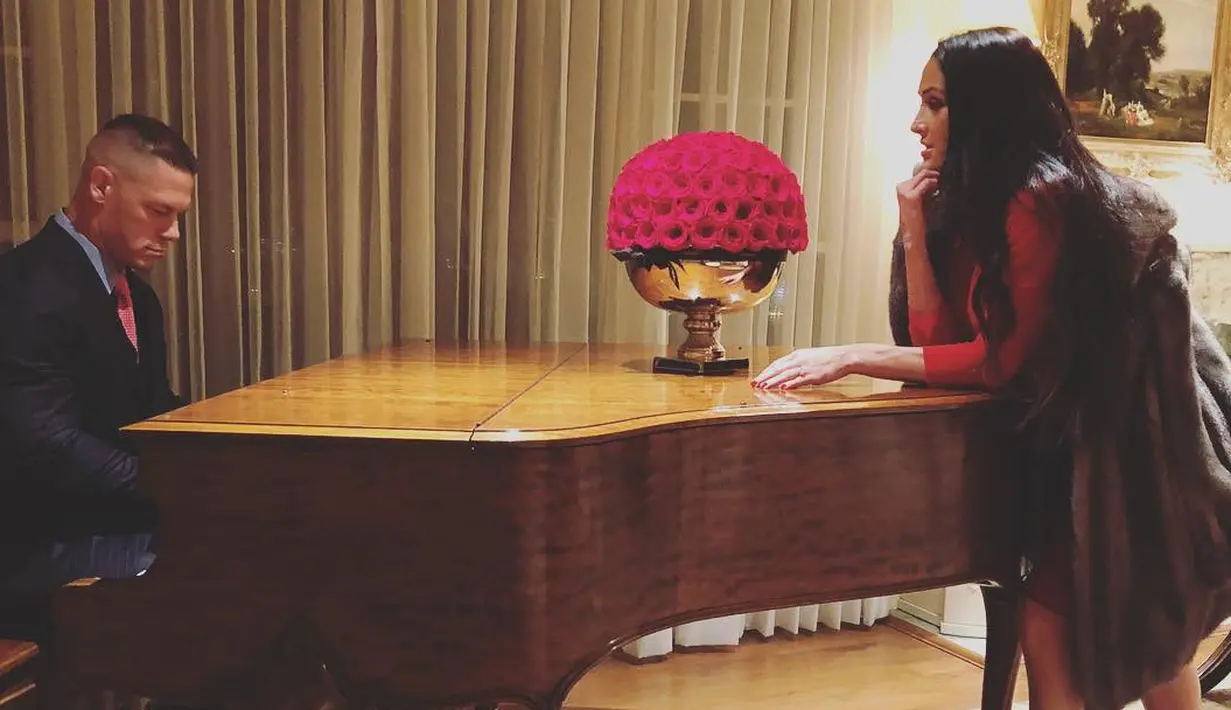 Kejadian itu sangat membingungkan publik karena keduanya masih terlihat mesra di premier Blockers pada 3 April lalu. (instagram/thenikkibella)