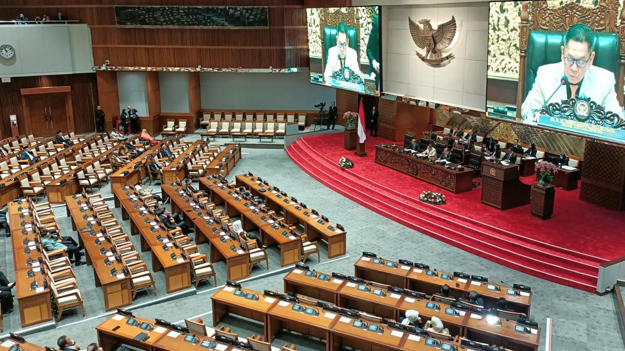 DPR Sahkan Naturalisasi Tiga Calon Penggawa Timnas Emil Audero Mulyadi, Joey Mathijs Pelupessy, dan Dean Ruben