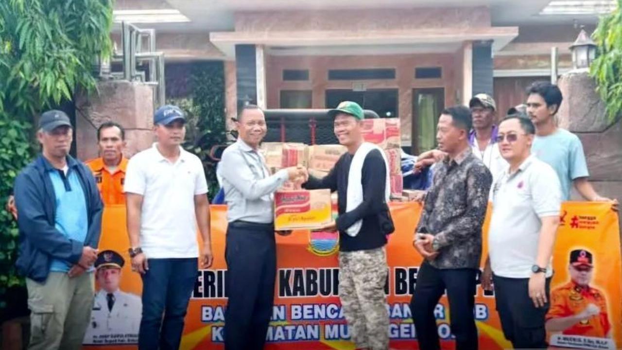 Pemkab Bekasi Salurkan Bantuan Darurat untuk Korban Banjir Rob Muaragembong