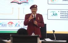 Mensos Gus Ipul Kenalkan Seragam Almamater Sekolah Rakyat