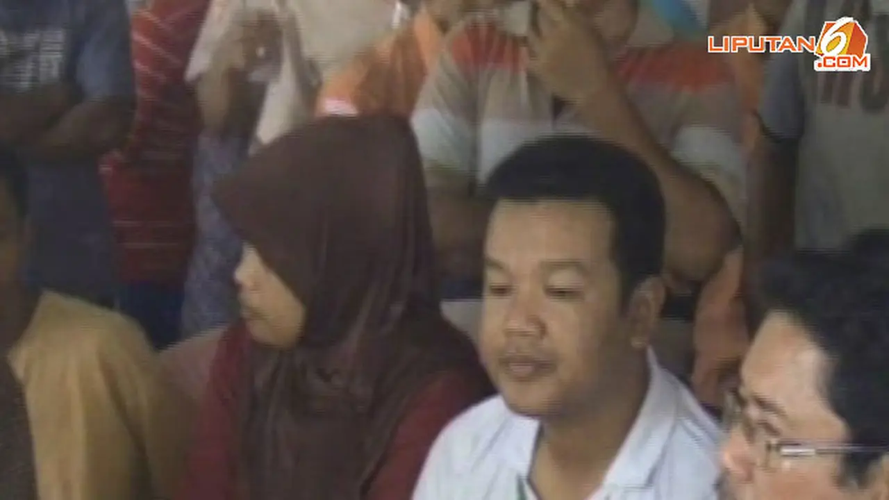 pejabat-mesum-131021a.jpg