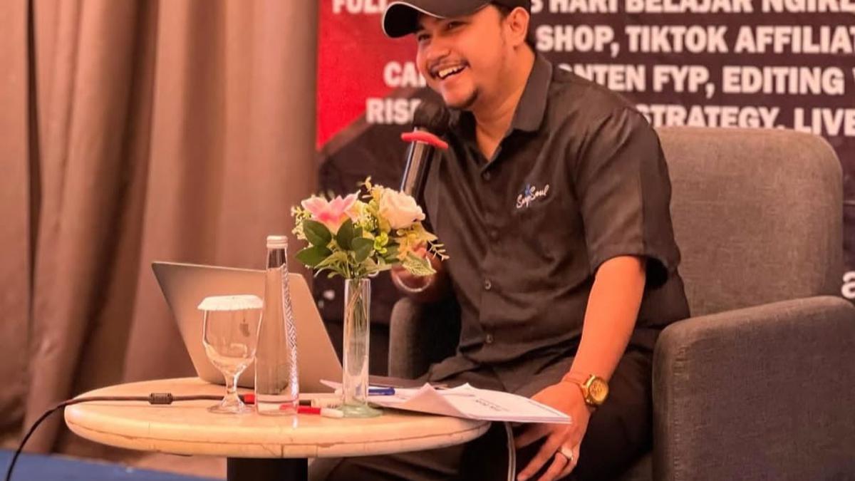 Om Sang, Praktisi Bisnis Online yang Telah Membantu Ribuan Peserta di Seluruh Indonesia