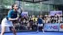 <p>Pasangan selebritas Indonesia, Nasya Marcella dan Media (kanan) melakukan servis dalam laga final ganda putri padel Turnamen Olahraga Selebriti Indonesia (TOSI) Season 4 melawan pasangan Michelle Joan dan Andi Annisa Iasyah di GOR UNJ, Rawamangun, Minggu (09/11/2025). (Bola.com/Bagaskara Lazuardi)</p>