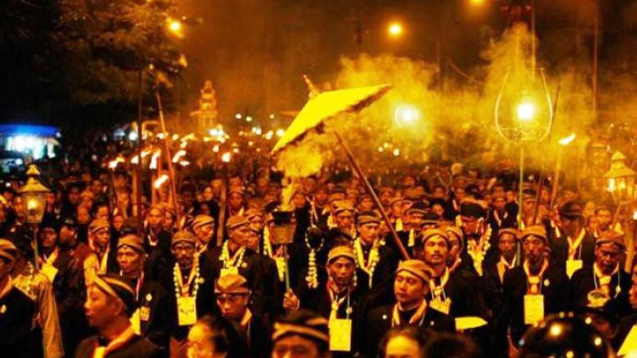 Arti Malam 1 Suro