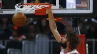 Robin Lopez saat Bulls bungkam Hawks di lanjutan NBA(AP Photo/John Bazemore)