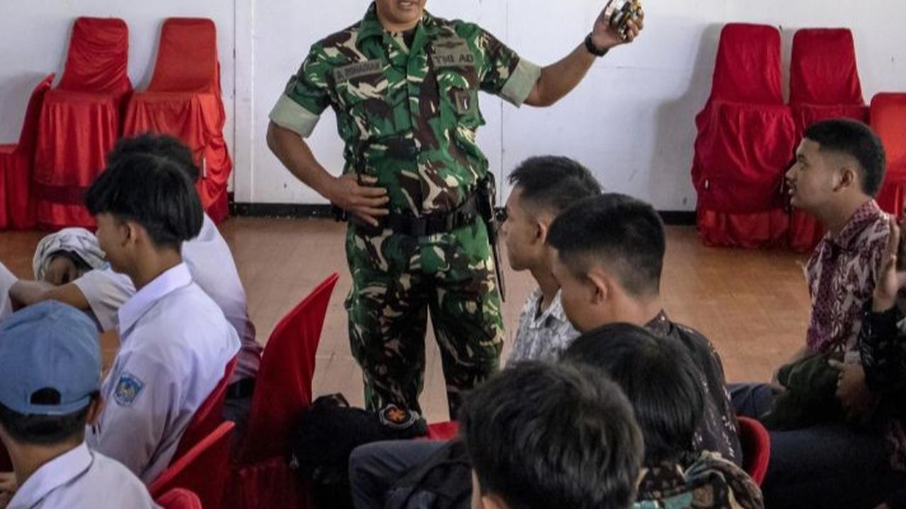 VIDEO: Ngegas, Bupati Purwakarta Galak Sindir Balik Sebut Verrell Gagal Paham Kritik Program KDM
