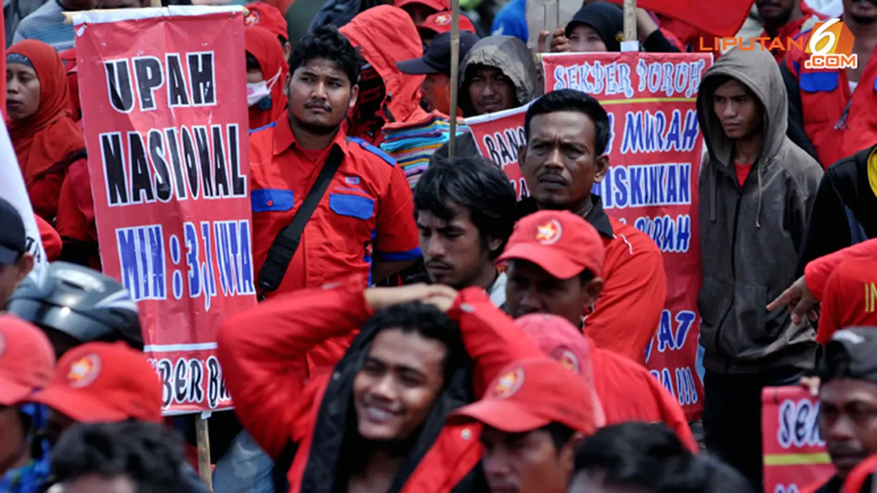 demo-buruh-131104b.jpg