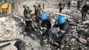 "Tidak ada sasaran militer di sana. Ini adalah kejahatan keji yang dimaksudkan untuk menakut-nakuti warga Ukraina," ujar Menteri Pertahanan Ukraina Rustem Umerov. (Ukrainian Police Press Office via AP)