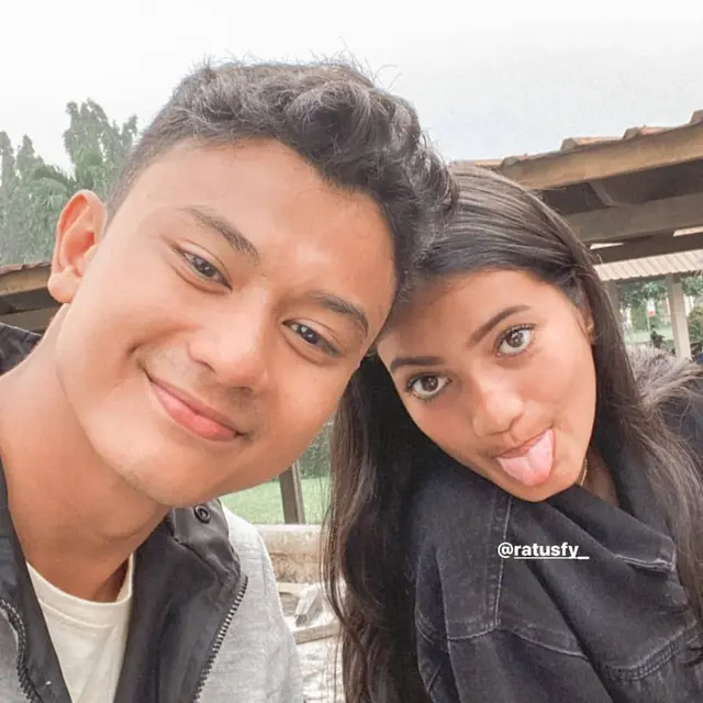 Dikabarkan Dekat, Ini 6 Potret Kebersamaan Ratu Sofya dan Bintang Agara