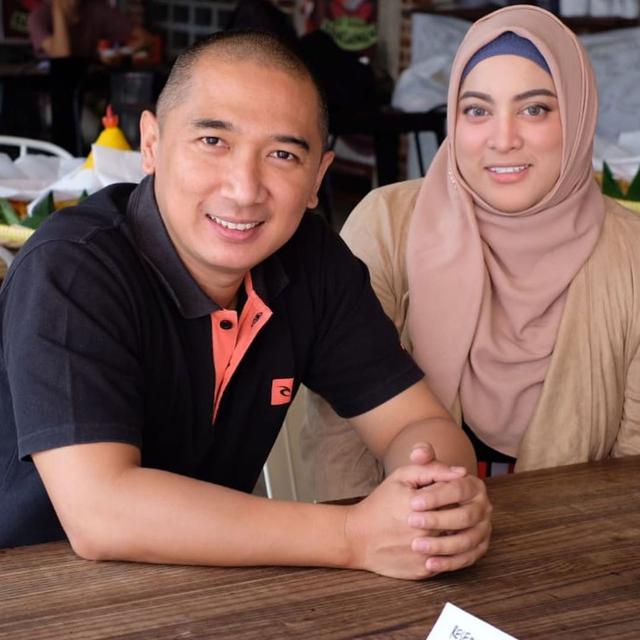 6 Pasangan Selebriti Menikah Tanpa Resepsi, Tetap Romantis Hingga Kini