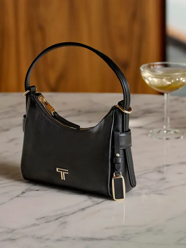 Keindahan Peru Dihadirkan TUMI pada Koleksi Tas Spring 2025. dok. TUMI