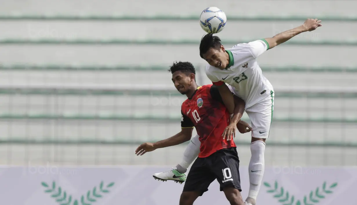 Kapten Timnas Indonesia U-22, Hansamu Yama, saat pertandingan melawan Timor Leste di Stadion MPS, Selangor, Minggu (20/8/2017). Indonesia sementara Unggul 1-0 atas Timor Leste. (Bola.com/Vitalis Yogi Trisna)