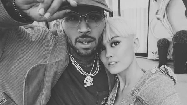 Kompak Pamer Ciuman Agnez Mo Dan Chris Brown Resmi Pacaran Showbiz Liputan6 Com