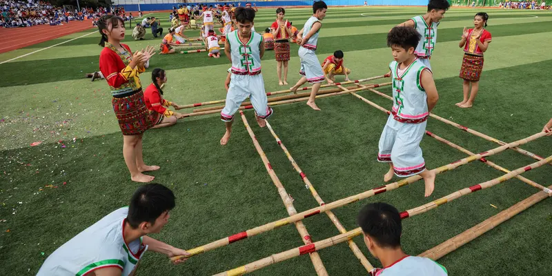 kompetisi tari bambu