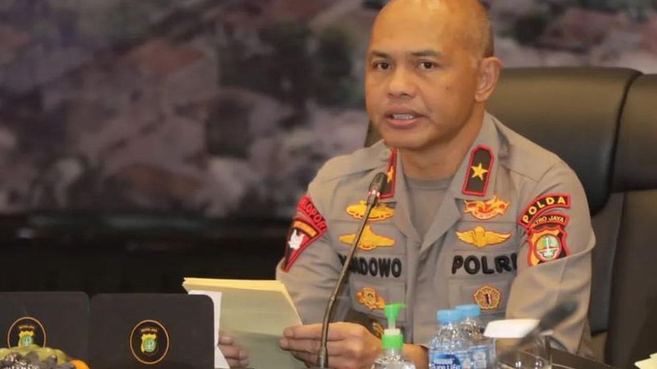 Sebelumnya, Jenderal Bintang 2 Polri ini menjabat sebagai Kepolisian Daerah Metropolitan Jakarta Raya. Hendro merupakan lulusan Akademi Kepolisian tahun 1991 dan berpengalaman di bidang reserse. <br>