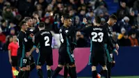 Real Madrid menang 2-1 atas Leganes pada laga tunda pekan ke-16 La Liga Spanyol, di Estadio Municipal de Butarque, Rabu (21/2/2018) waktu setempat. (AP Photo/Francisco Seco)