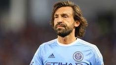 Andrea Pirlo dikenal sebagai ahlinya dalam eksekusi bola mati. Namun dalam salah satu pertandingan New York City FC Pirlo melakukan sepak pojok yang buruk hingga video tersebut dibuatkan parodinya.