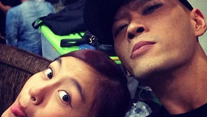 Potret Kebersamaan Deddy Corbuzier dan Agnez Mo. (Sumber: KapanLagi.com)