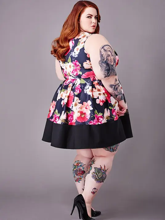 Tess Holiday berharap dirinya bisa menginspirasi dan membawa perubahan bagi wanita plus size. (Dailymail)  